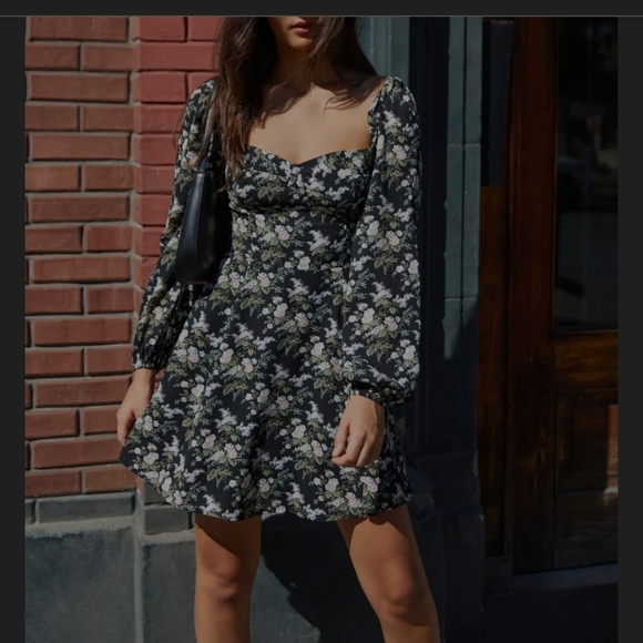 OAK + FORT Dresses & Skirts - Oak and Fort nwt women's size M black floral dress